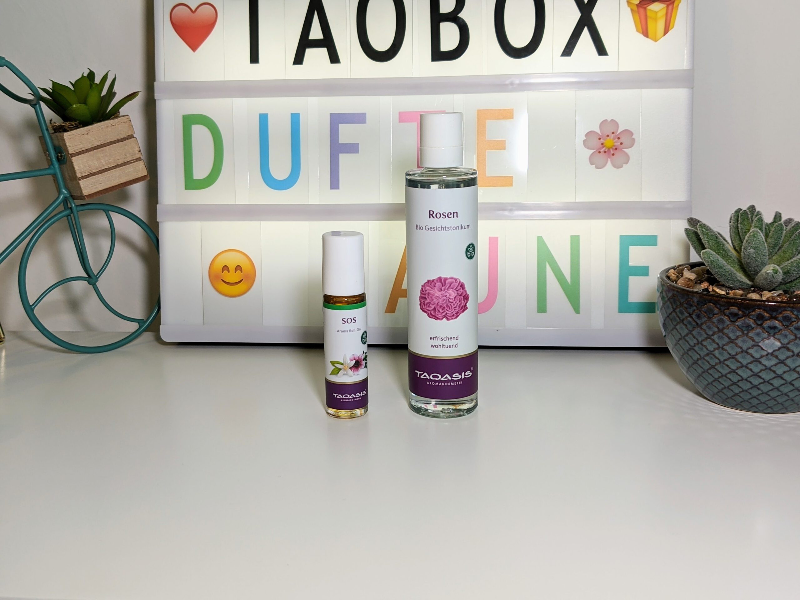 TaoBox – Dufte Laune – Rosen Gesichtstonikum und SOS Aroma Roll-On